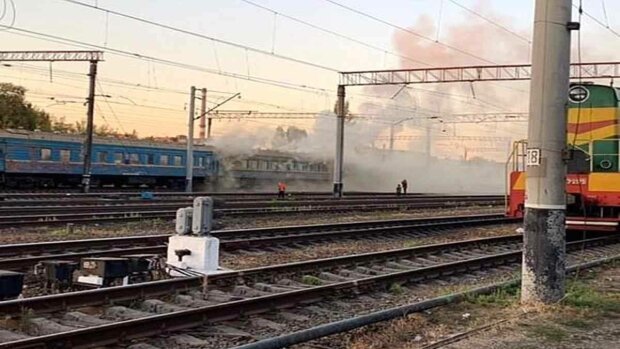 Спалахнула, як свічка: у Вінниці загорівся пасажирський потяг