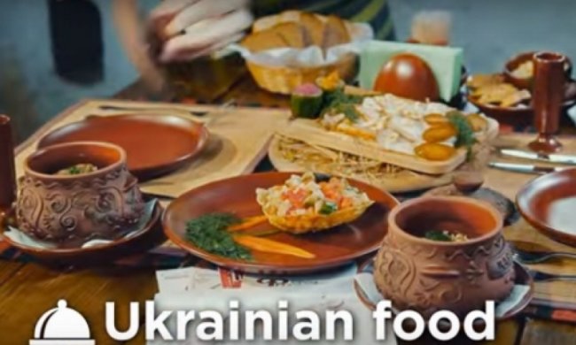 Туристів кличуть покататися українською залізницею  (відео)