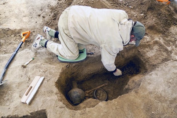 У містичному похованні знайшли тіло вампіра: ці фото переконають усіх скептиків