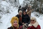 Ольга Сумская надела тулуп и привезла мужа в дебри Карпат: "Да начнется праздник!"