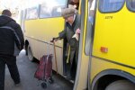 Стареньких - за борт? У Запоріжжі хочуть вигнати пенсіонерів із транспорту в годину пік