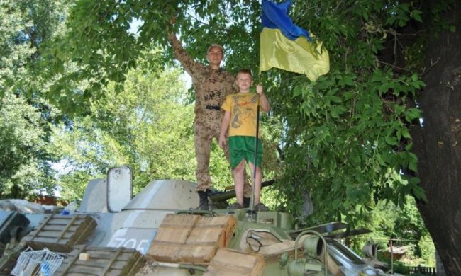 Річниця визволення Лисичанська: місцеві згадують героїв