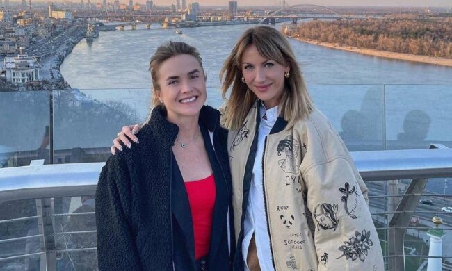 Еліна Світоліна повернулася до Києва і кинулася в обійми Лесі Нікітюк: "Люблю, коли ти..."