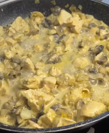 Жульєн у картопляних гніздечках: фото скрін рецепту