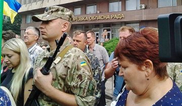 У Запоріжжі провели в останню путь бійця "Правого сектору" (фото)