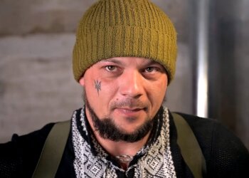 Скульптор оставил мирную профессию и ушел на войну, фото: штаб ООС