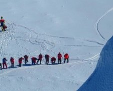 На Закарпатті знайшли зниклого в горах лижника
