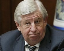 Шокін приїхав до суду "відмазувати" прокурорів-хабарників – Найєм