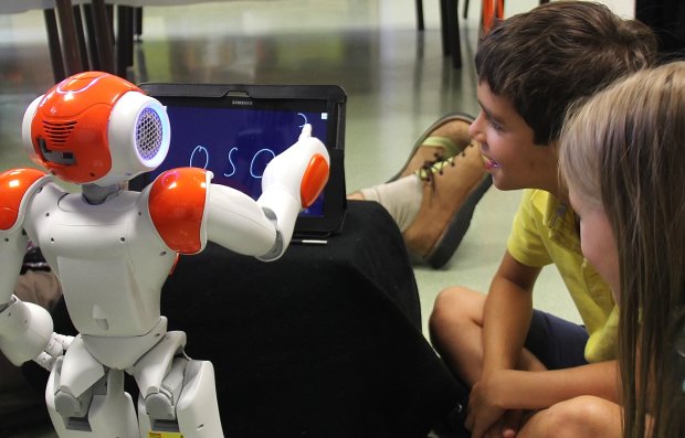 Поколение Z: преподавателей в школах заменят роботы