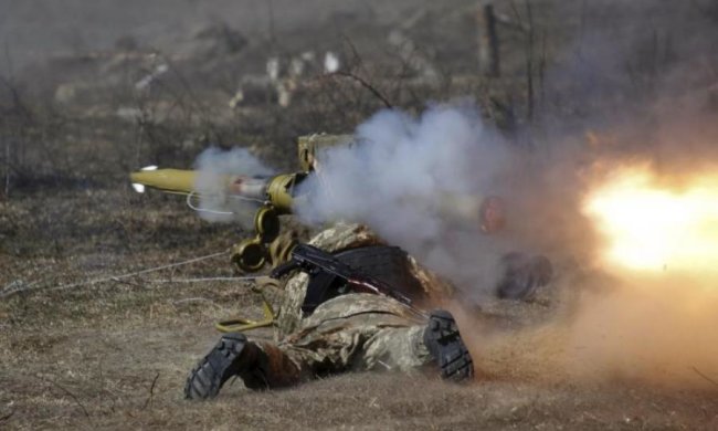 Гаряча доба на передовій: є загиблий та поранені