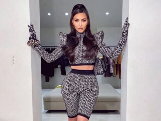 Кім Кардашьян, фото - https://www.instagram.com/kimkardashian/