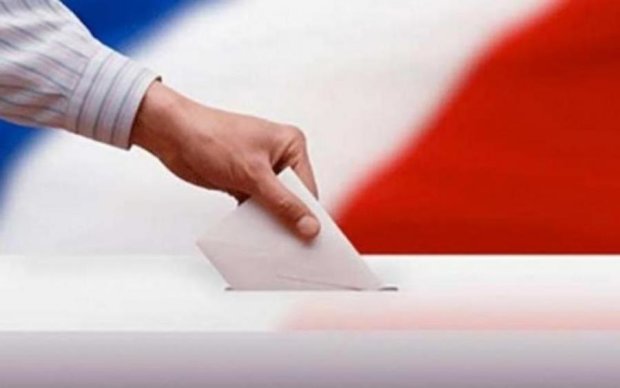 Во Франции стартовали парламентские выборы

