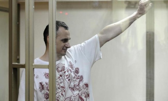 У Путіна розповіли, куди може потрапити Сенцов