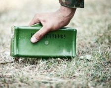 СБУ показала схованку путінських найманців із забороненою зброєю: фото
