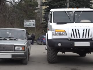 Українець створив унікальний позашляховик, кадр з репортажу Суспільне: YouTube