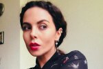 "Пустотливий погляд, як у дівчинки": струнка Настя Каменських побешкетувала в галереї