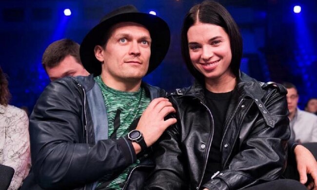 Дружина Усика зробила боксеру приємно після перемоги над Візерспуном: "Не жінка, а мрія"