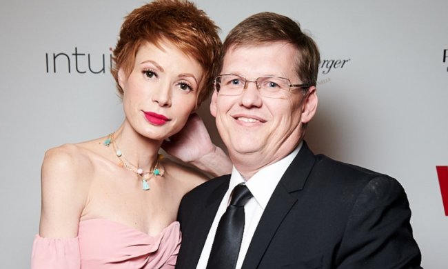 Скалічену наречену міністра Розенко взяли під охорону