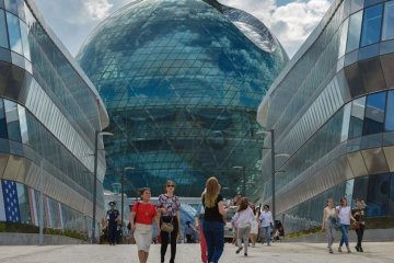 Шанують Шевченка і жертвують на АТО: чому казахи більше брати, ніж росіяни