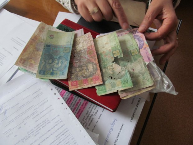 Гряде криза: українцям розповіли, як краще зберігати гроші