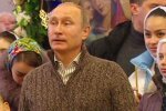 Путин в подозрительном свитере опозорился с ребенком, даже Бога не побоялся: видео