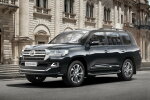 автомобіль Toyota Land Cruiser 200, фото з вільних джерел