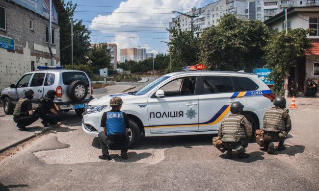 Цілу банду вбивць та маніяків випустили на свободу, українці нажахані: відео