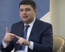 Гройсман знову поскаржився на блокадників