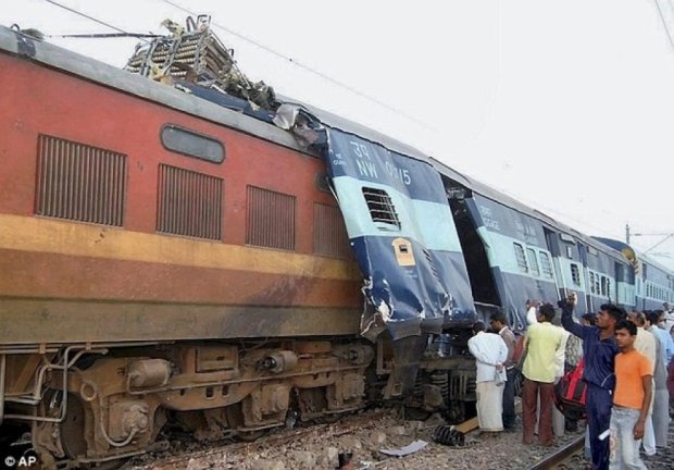 У Південні Африці 300 людей поранені через зіткнення поїздів 