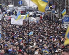 На митинг в Ирпене наняли титушек, которые били журналистов во время Революции Достоинства