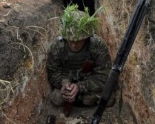 Сутки в АТО: боевики удвоили старания после Пасхи, Украина теряет героев
