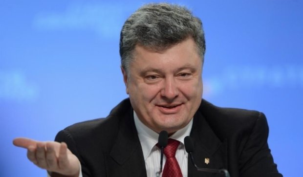 Порошенко пообіцяв українцям збільшення доходів