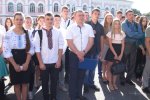 Сміття, пляшки, презервативи: новоспечені студенти розгромили київський парк