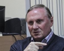 Єфремов здасть "чорну бухгалтерію" Януковича 