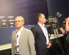 Голий зад на Євробаченні: охорона облаяла журналістку матом