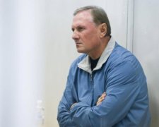 Головному екс-регіоналу Єфремову продовжили арешт