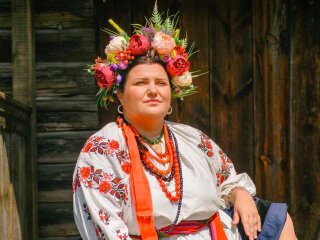 Alyona Alyona, instagram.com/alyona.alyona.official/