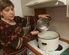 Не ховайте каструлі: киянам хотіли дати гарячу воду, але передумали