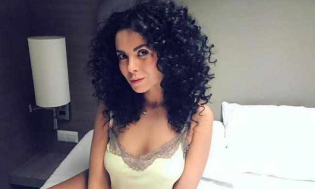 Каменських вагітна? Шанувальники помітили дивну деталь