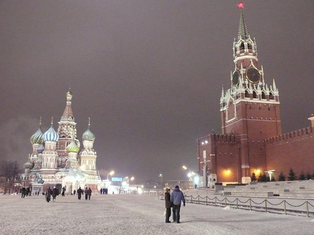"Величезний сніжний чл*н": Путіну просто в Кремлі зробили оригінальний подарунок