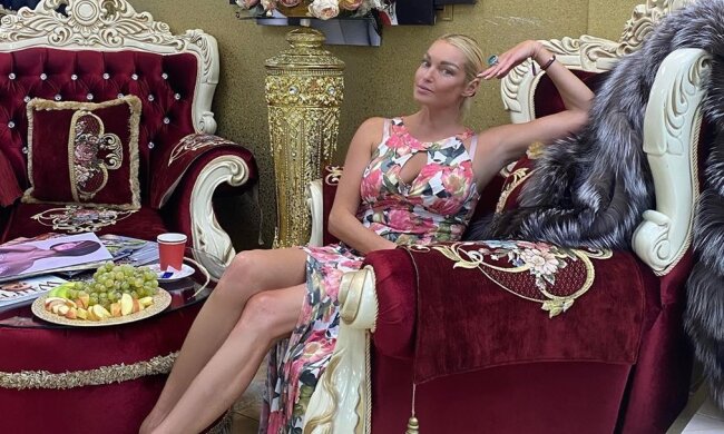 Анастасия Волочкова, фото - https://www.instagram.com/volochkova_art/