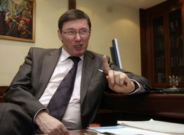 Юрій Луценко став новим генпрокурором 