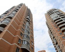 У столиці двоє людей загинуло, впавши з багатоповерхівок