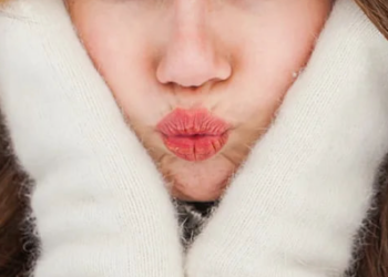 Губы, кадр из видео