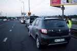 ДТП викликала серйозний затор на ключовому столичному мосту: фото