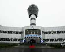 Украерорух - Порошенку: вгамуйте Омеляна та приберіть корупціонерів