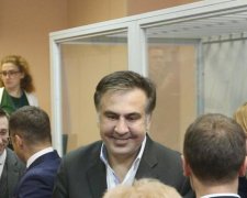 Саакашвили сказал, кто "порвет" Порошенко