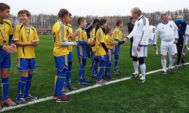 Звезды «Динамо» сыграли на обновленной «Колос-Арене» (фото) 