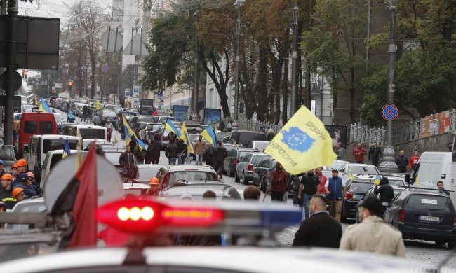 Головне за ніч: дали Томос, подвійне громадянство та "оновлене" розмитнення євроблях