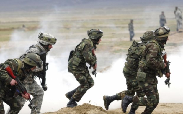 Азербайджан устроил масштабный смотр войск на Пасху